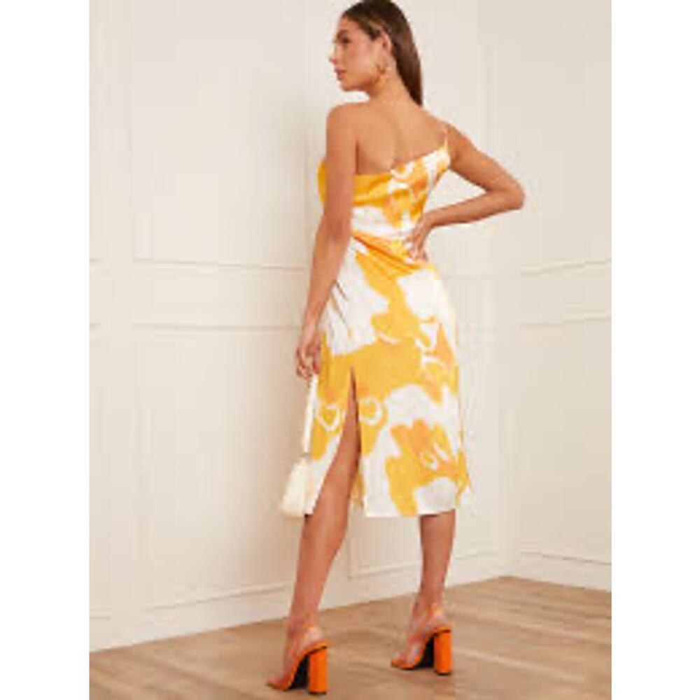 Chi Chi London Printed Satin One Shoulder Shift Dress Size 18 NWT Yellow Ivory - Picture 4 of 8